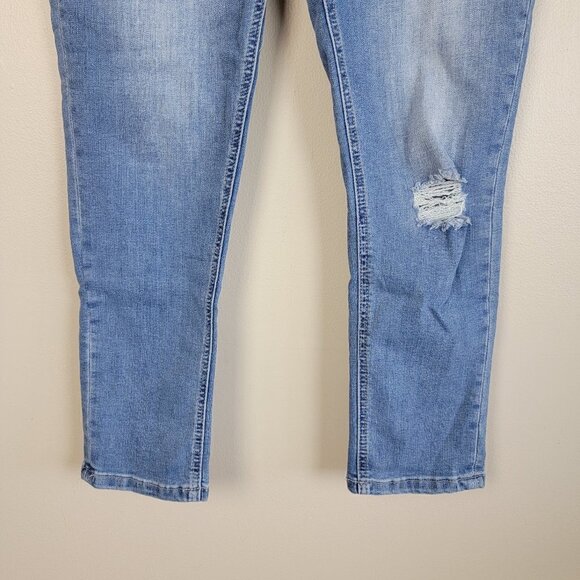 Kensie 8 High Rise Effortless Ankle Medium Wash Distressed Skinny Stretch Jeans - Picture 6 of 14